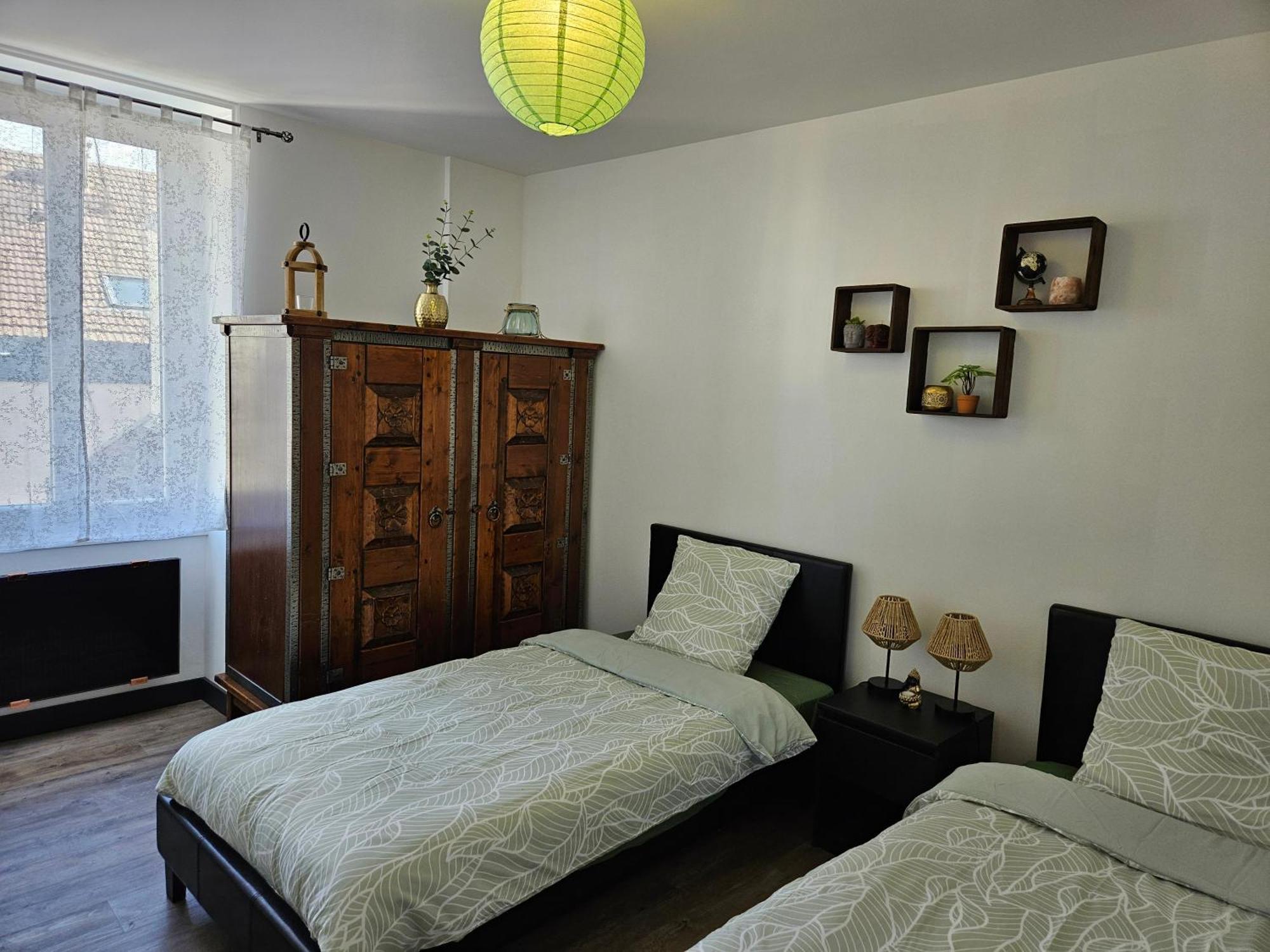 Appartement Le Jardin Imaginaire Champagnole Luaran gambar
