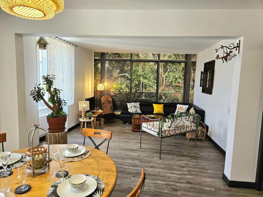 Appartement Le Jardin Imaginaire Champagnole Luaran gambar
